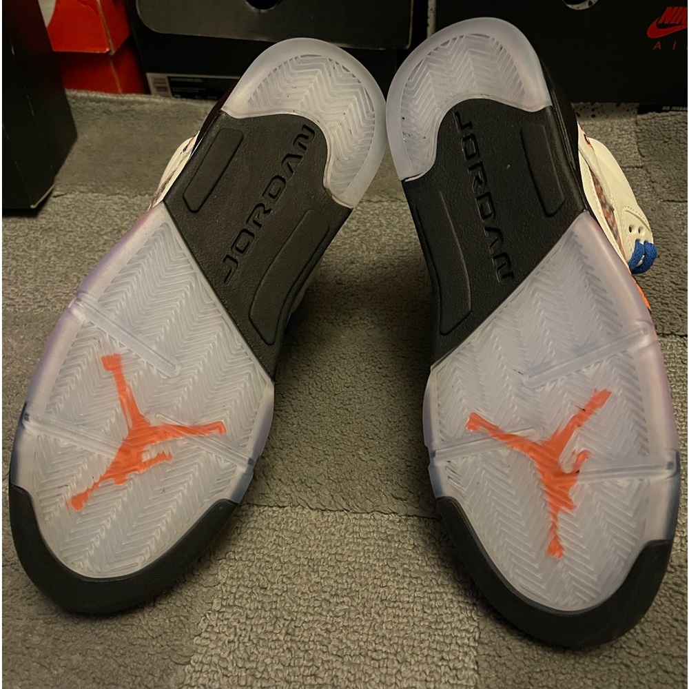 Jordan 5 “International Flight” - Picture 5 of 10